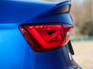 20152.0TFSI Limousine ^