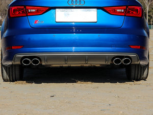 20152.0TFSI Limousine Ś