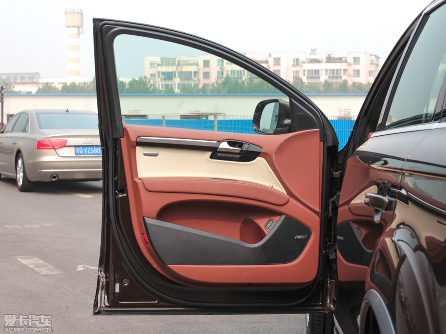 2014?yun)WQ7 35 TFSI 