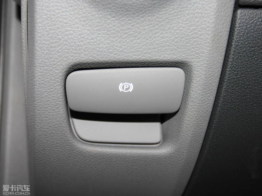 2014?yun)WQ7 35 TFSI M(jn)ȡ