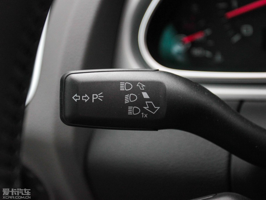 2014?yun)WQ7 35 TFSI M(jn)ȡ