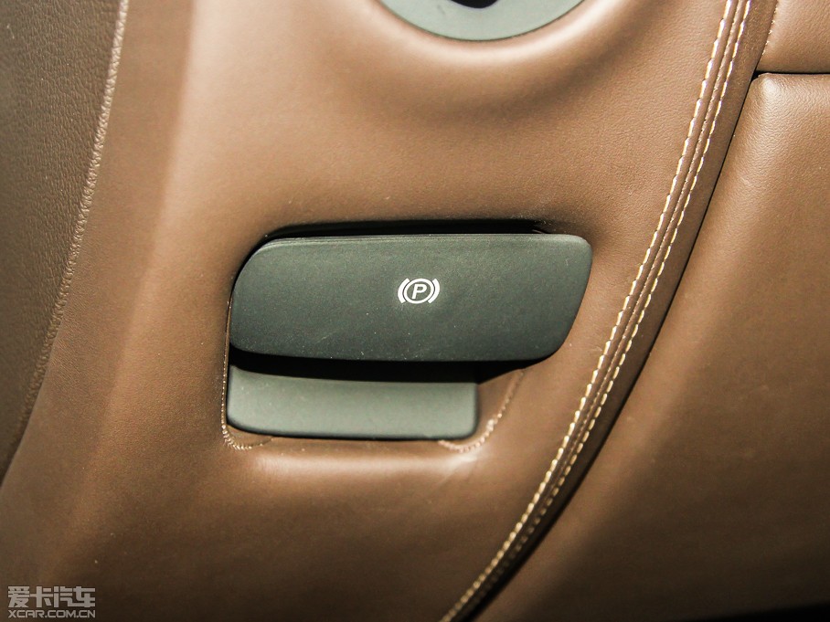 2014?yun)WQ7 35 TFSI ԽҰ