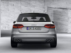 2013��Avant 3.0TFSI ���w���^