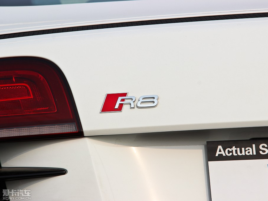 2014?yun)WR8 V8 Coupe