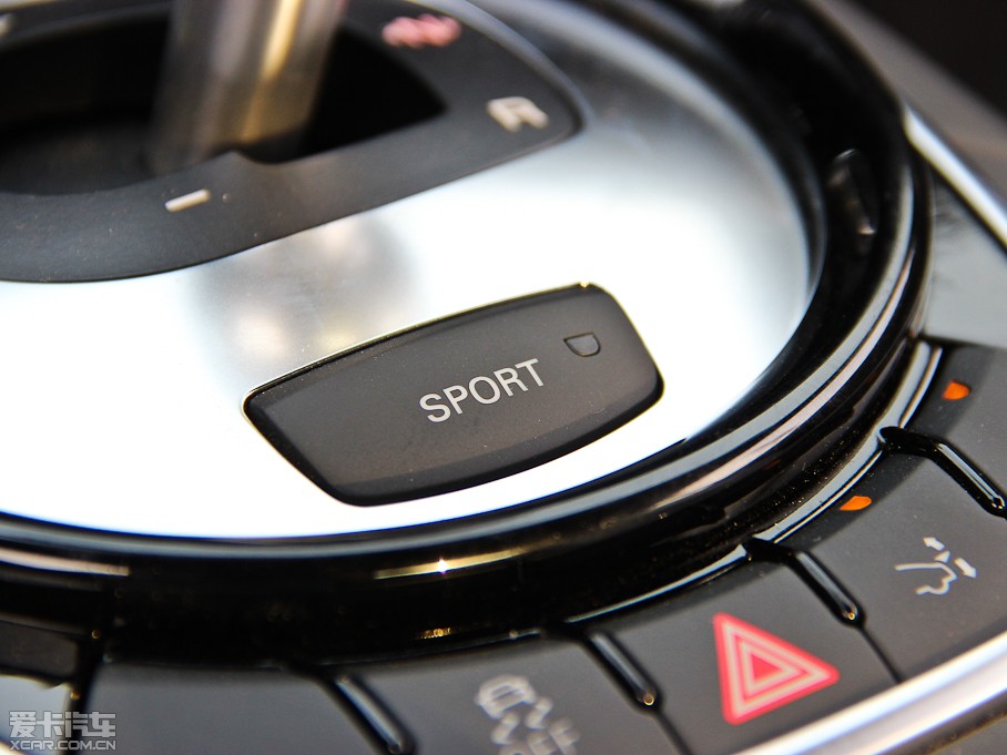 2014?yun)WR8 V8 Coupe