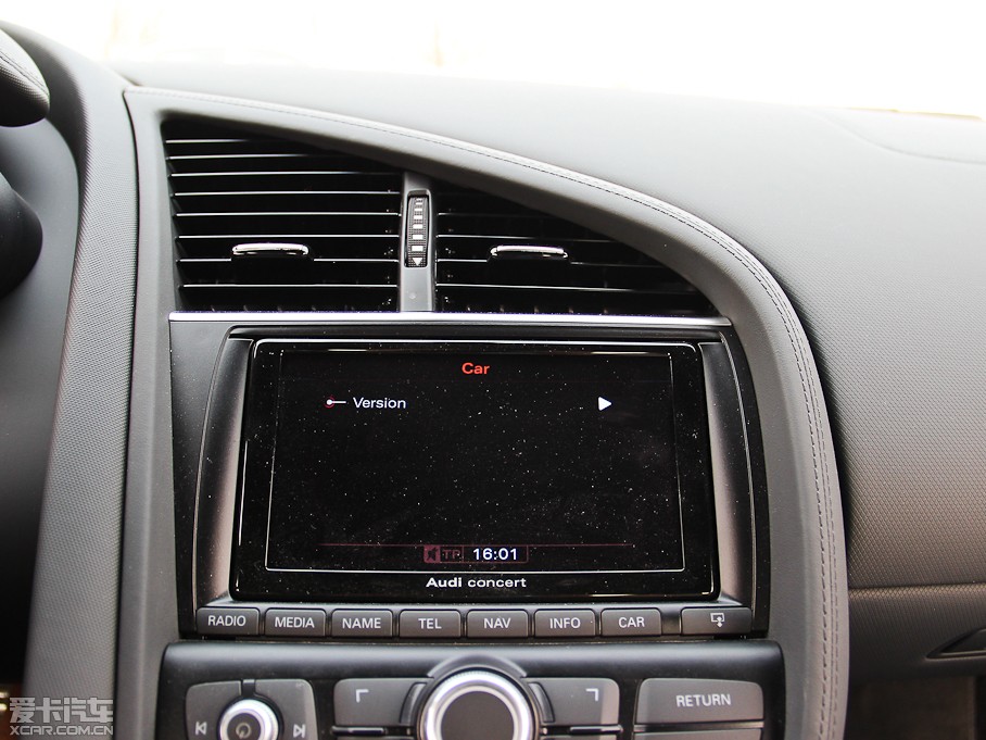 2014?yun)WR8 V8 Coupe