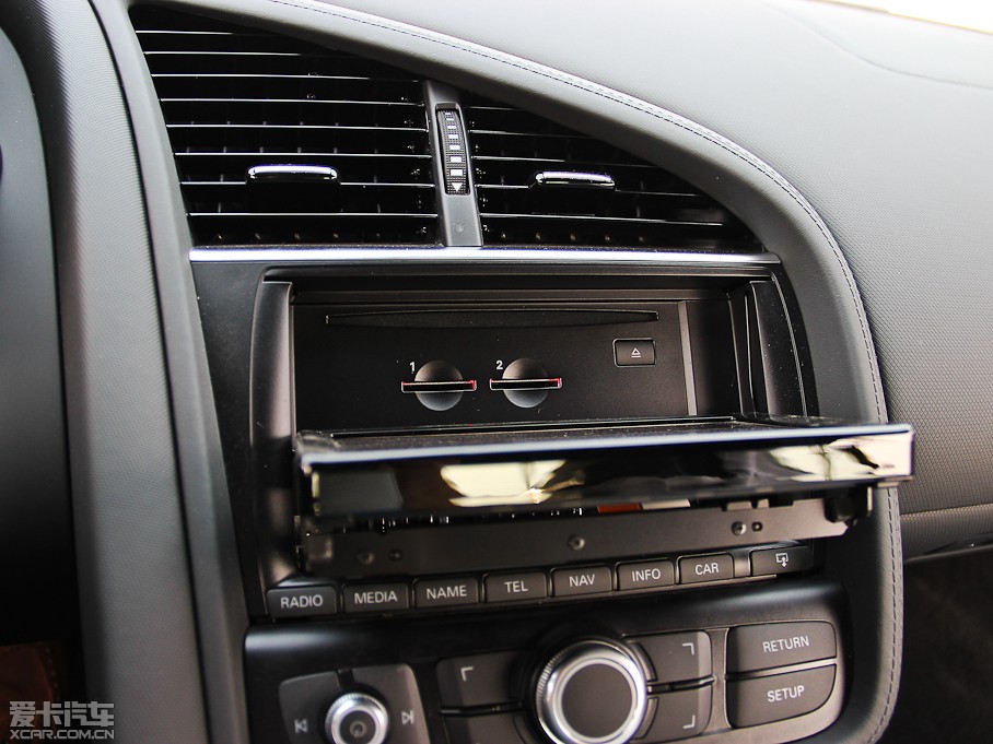 2014?yun)WR8 V8 Coupe