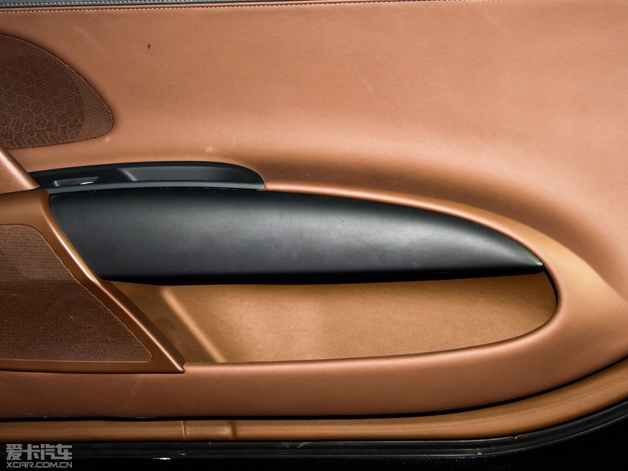 2014?yun)WR8 V8 spyder