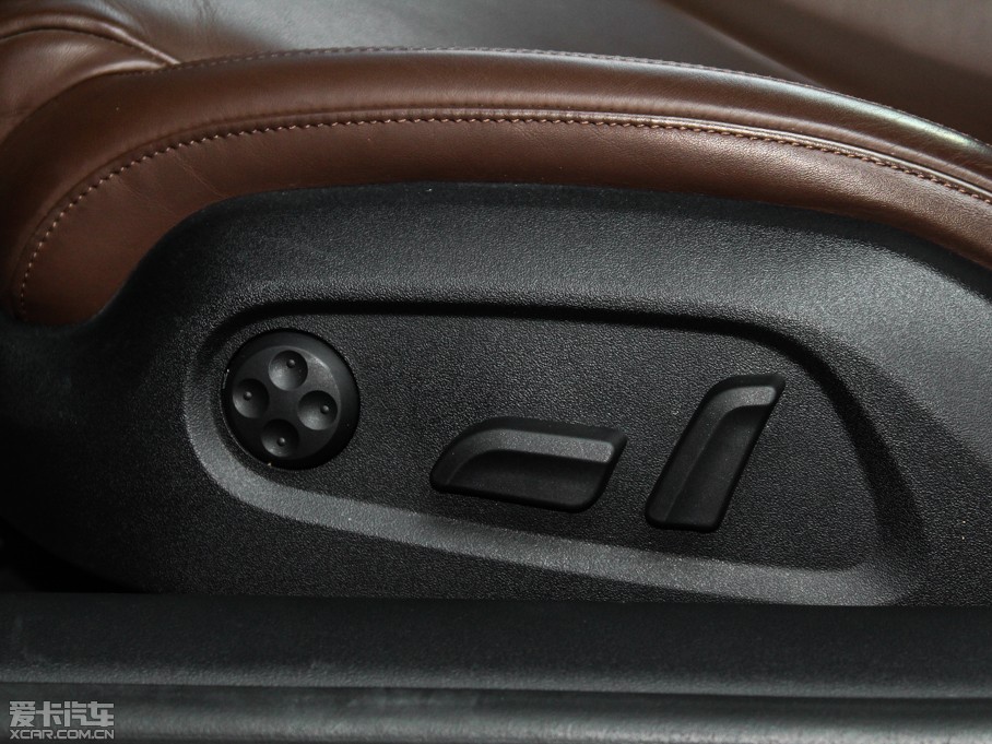 2014?yun)WR8 V8 spyder