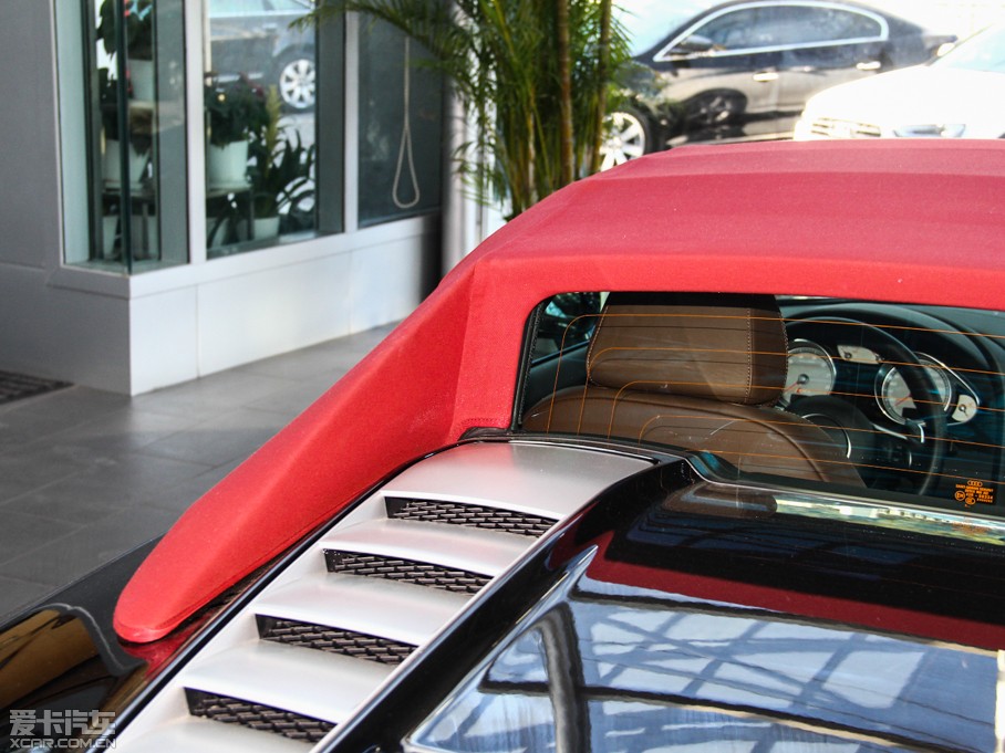 2014?yun)WR8 V8 spyder