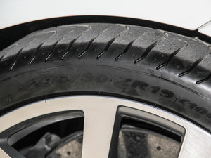 2014V10 Coupe ݆̥ߴ