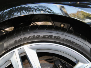 2014V8 spyder ݆̥ߴ