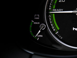 201340TFSI hybrid quattro п؅^