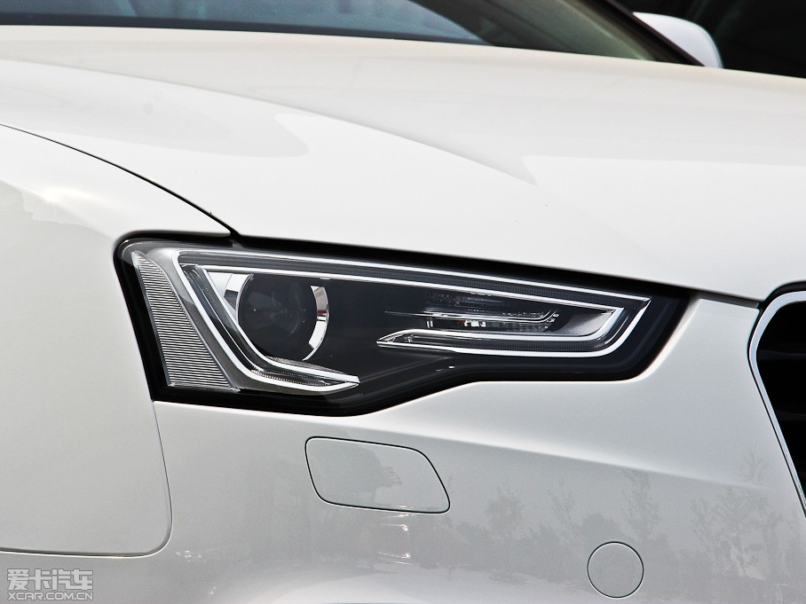 2013WA5 Coupe 40TFSI