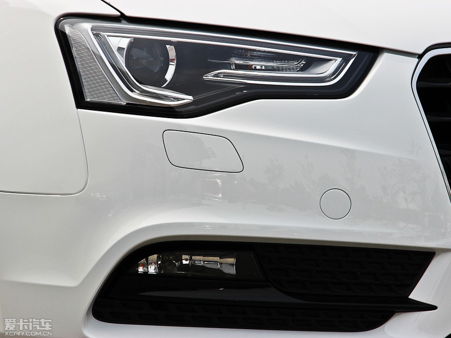 2013WA5 Coupe 40TFSI