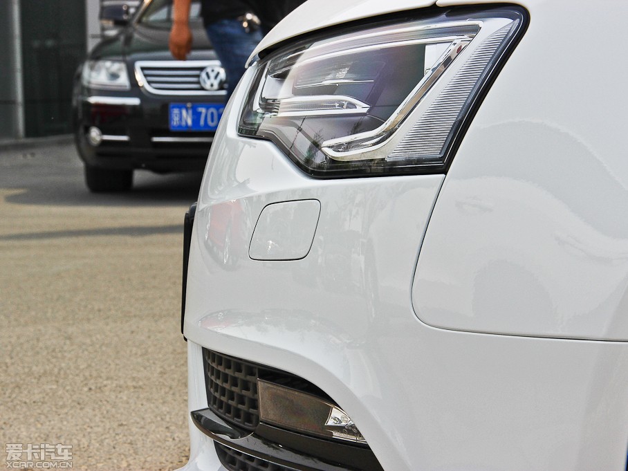 2013WA5 Coupe 40TFSI