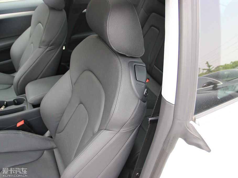 2013WA5 Coupe 40TFSI