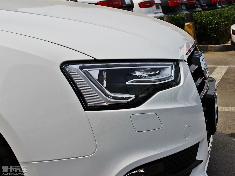 2013WA5 Coupe 40TFSI