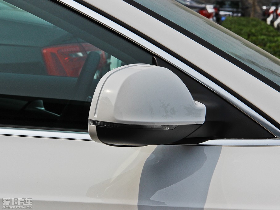 2013WA5 Coupe 40TFSI