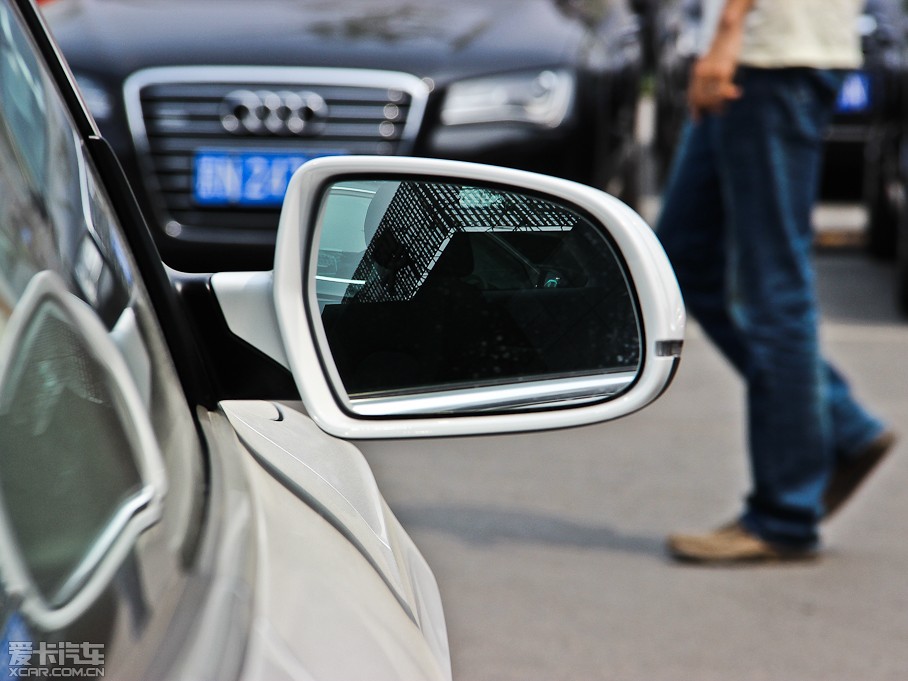 2013WA5 Coupe 40TFSI