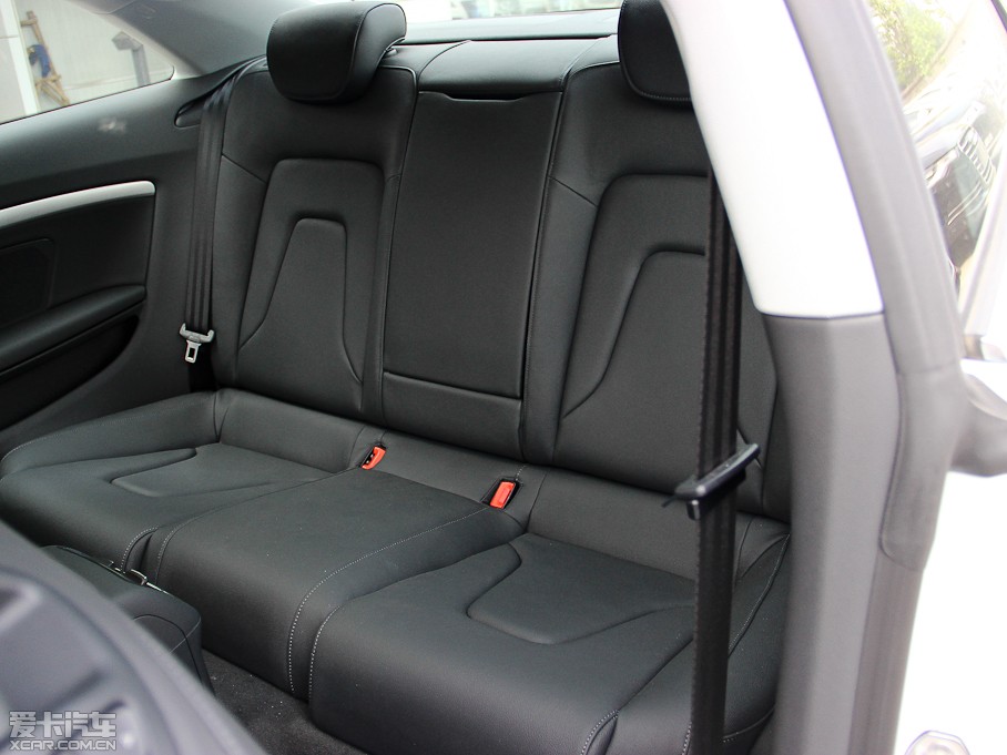 2013WA5 Coupe 40TFSI