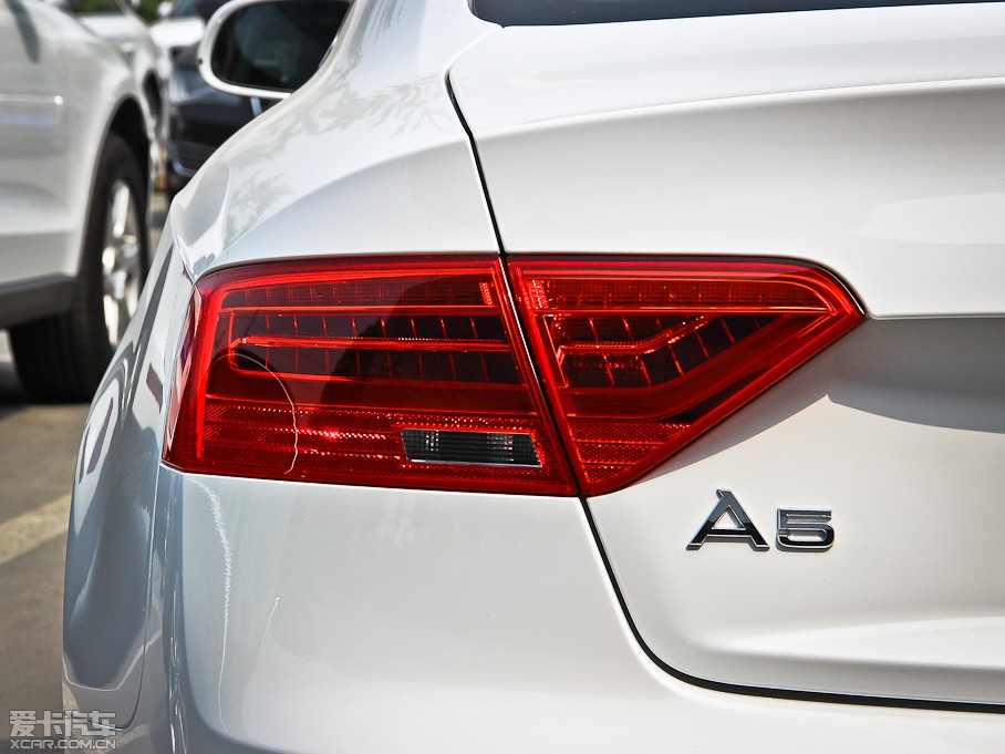 2013WA5 Coupe 40TFSI