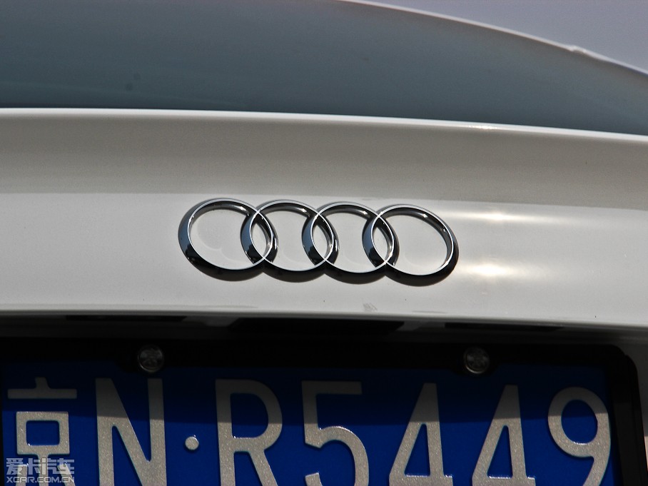 2013WA5 Coupe 40TFSI