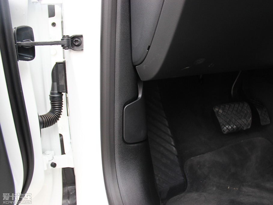 2013WA5 Coupe 40TFSI