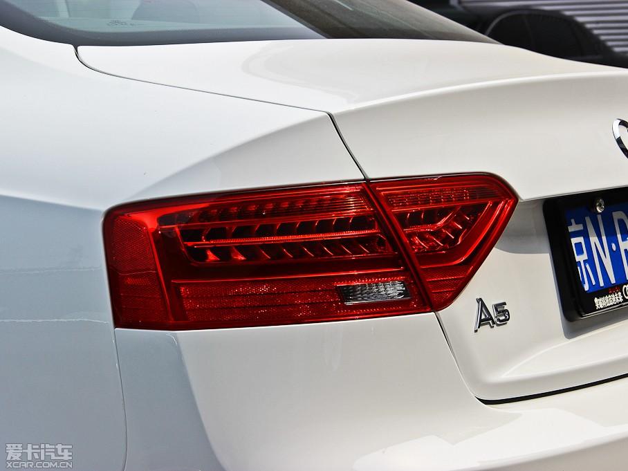 2013WA5 Coupe 40TFSI