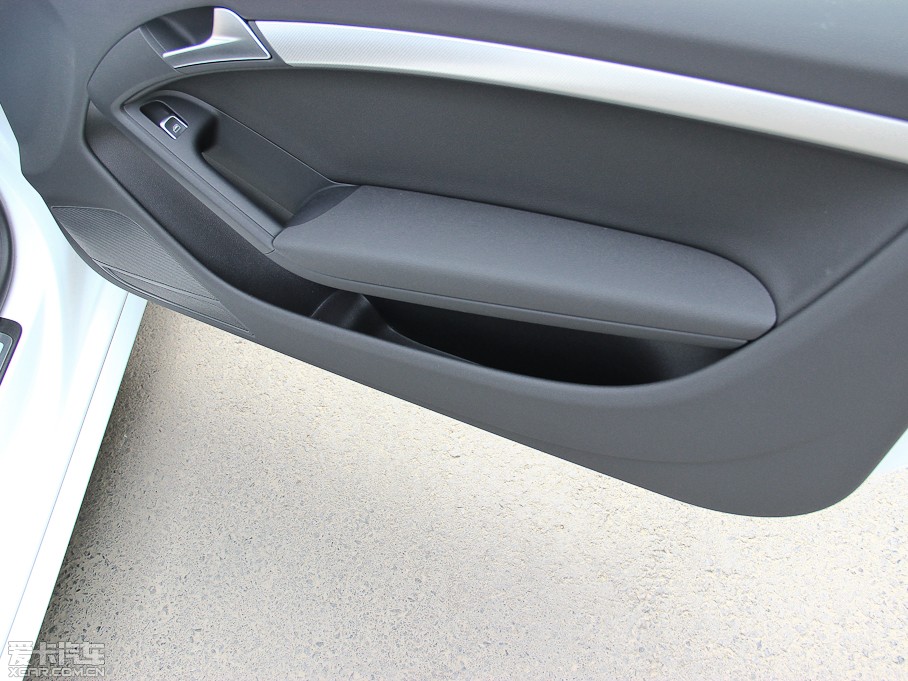 2013WA5 Coupe 40TFSI