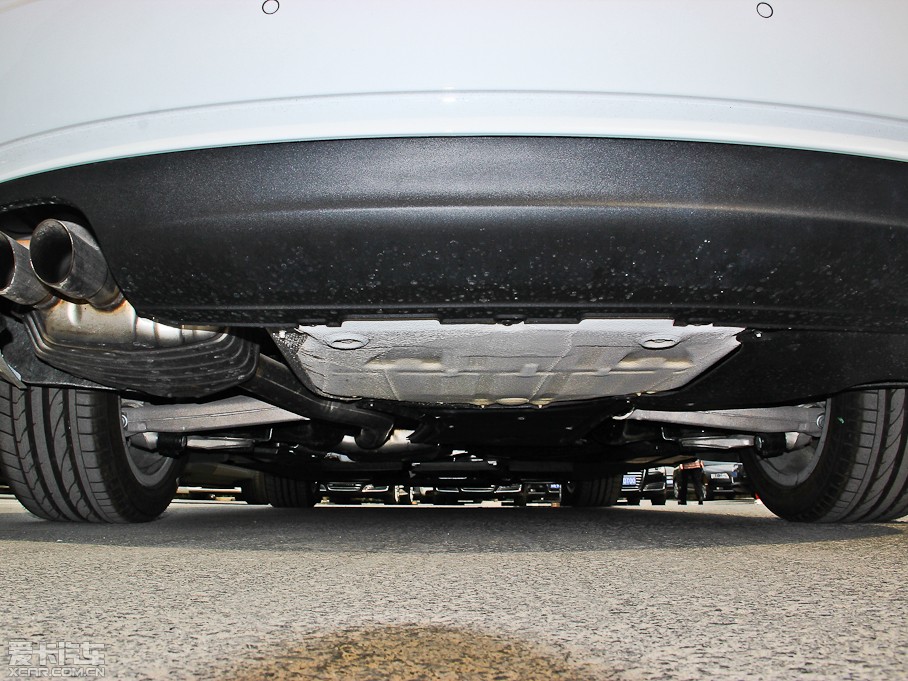 2013WA5 Coupe 40TFSI