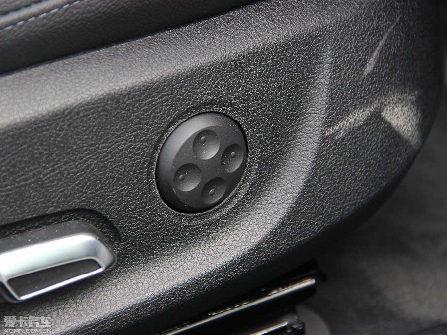 2013WA5 Coupe 40TFSI