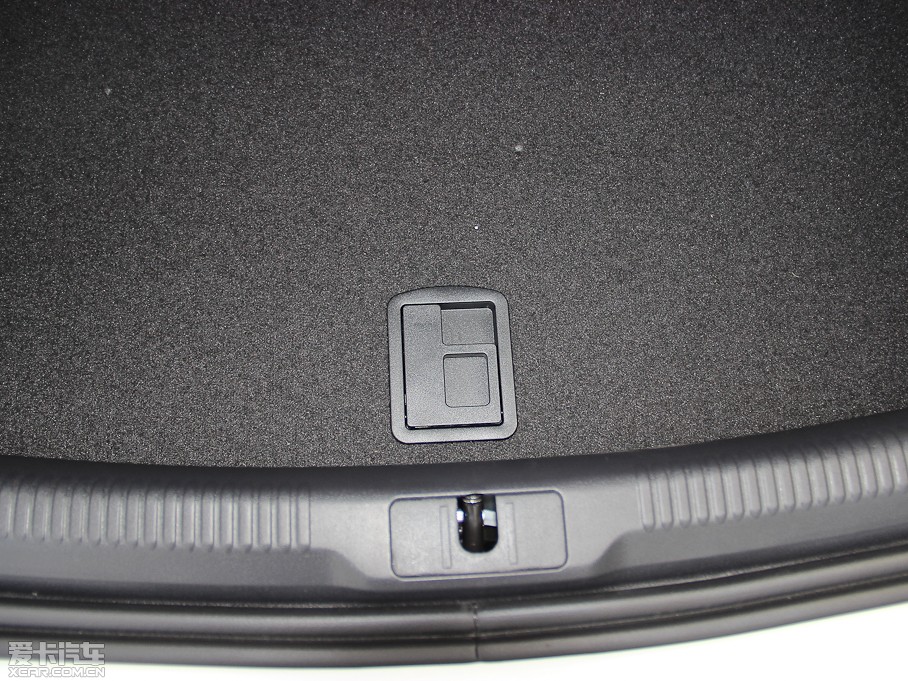 2013WA5 Coupe 40TFSI