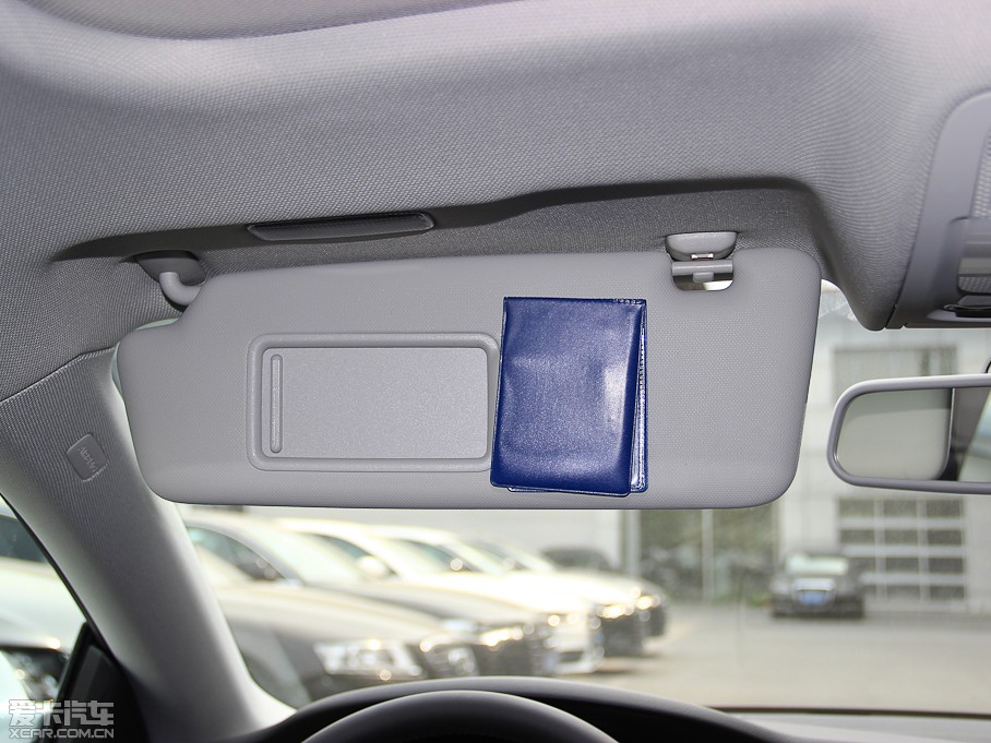 2013?yun)WA5 Coupe 40TFSI