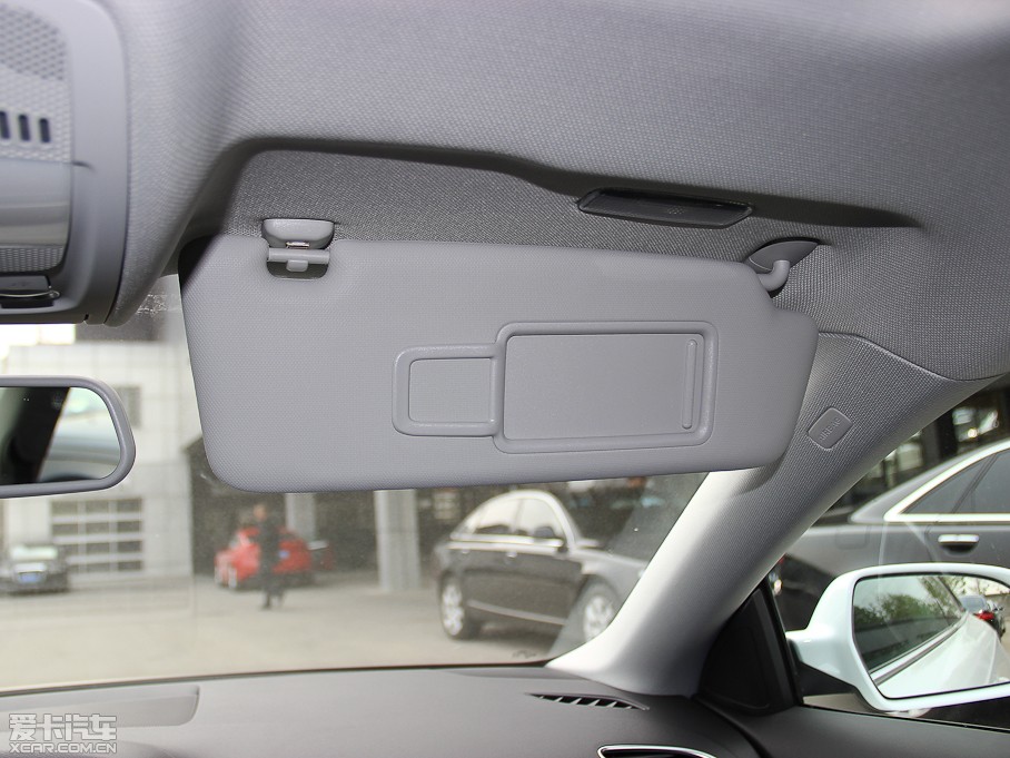 2013WA5 Coupe 40TFSI