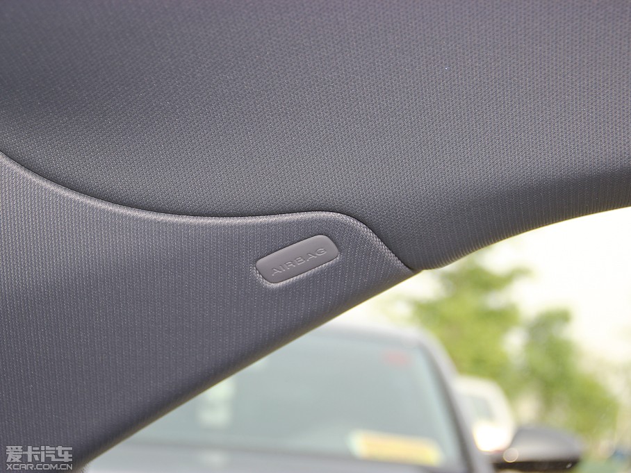 2013WA5 Coupe 40TFSI