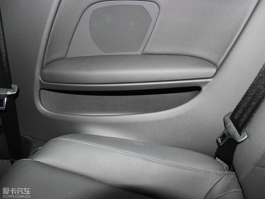 2013WA5 Coupe 40TFSI