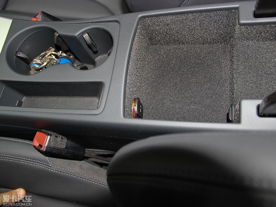 2013WA5 Coupe 40TFSI