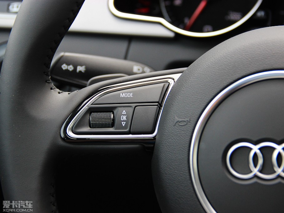 2013?yun)WA5 Coupe 40TFSI