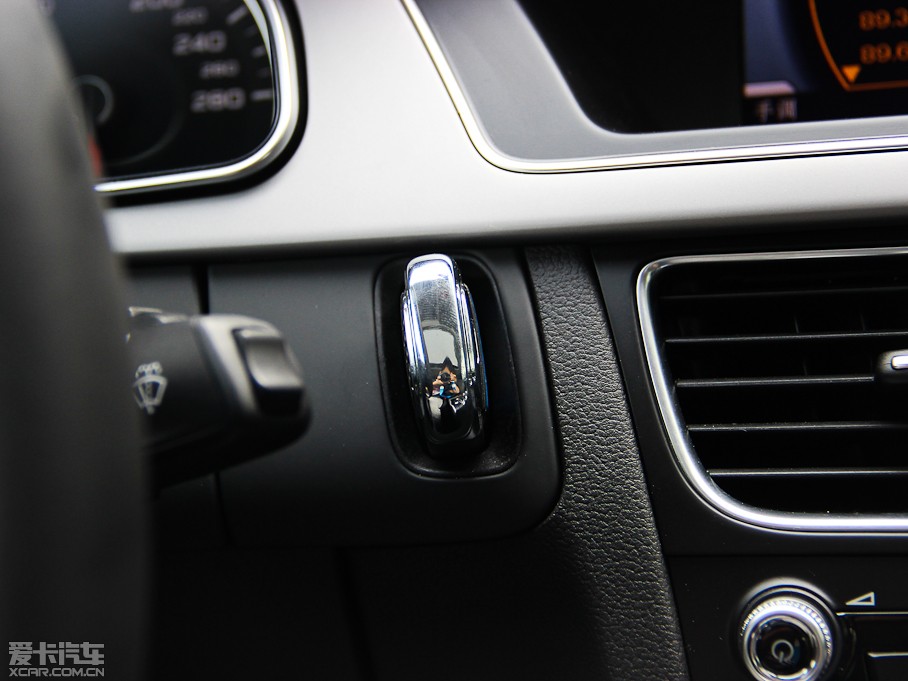 2013WA5 Coupe 40TFSI