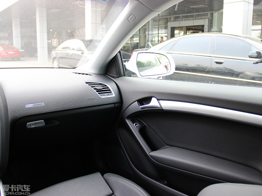 2013WA5 Coupe 40TFSI