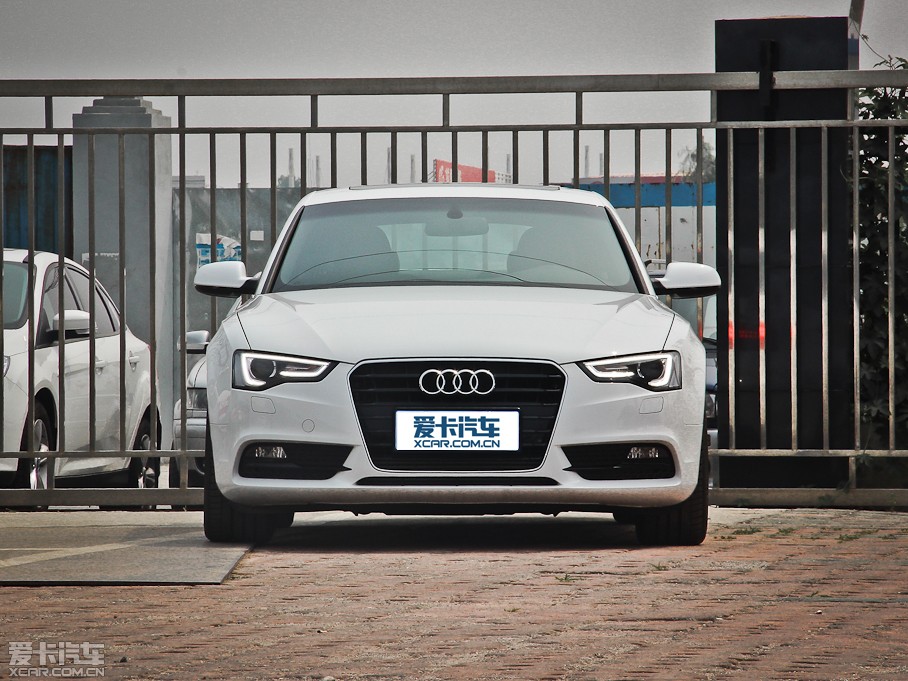 2013��W��A5 40TFSI �L�а�