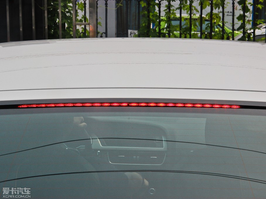 2013?yun)WA5 40TFSI L(fng)а