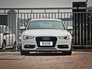 2013款40TFSI 风尚版 正前