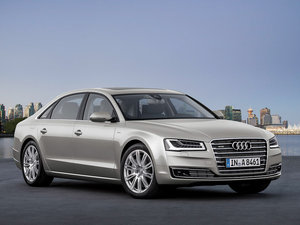 2014款W12 A8L 整体外观