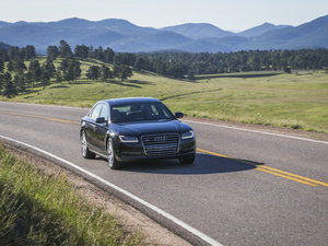 2014款4.0T quattro 整体外观