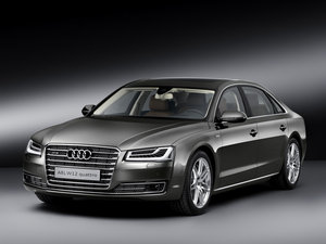 2014款W12 A8L 整体外观