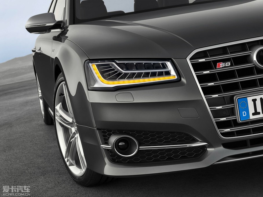 2015WS8 4.0 TFSI quattro