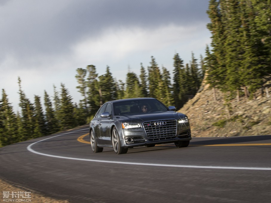 2015WS8 4.0 TFSI quattro