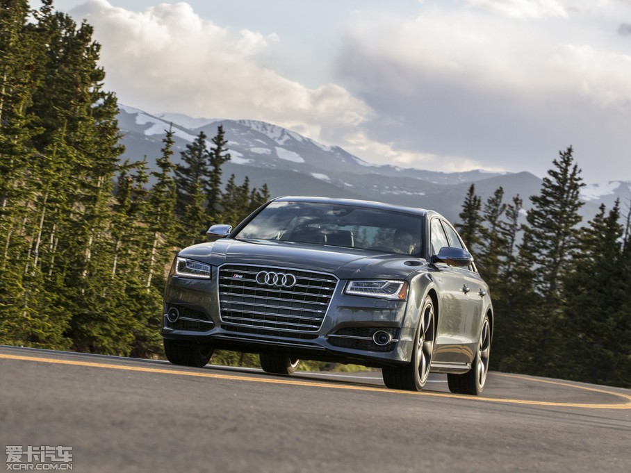 2015WS8 4.0 TFSI quattro